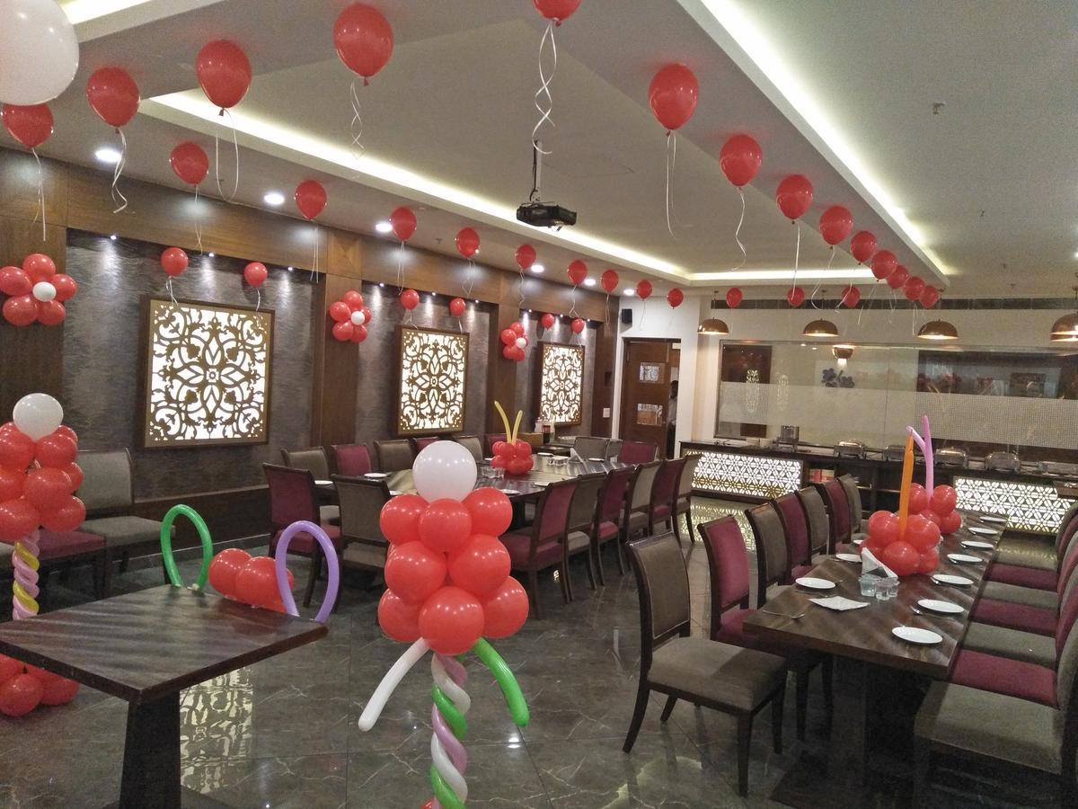 Grand Hotel Nawanshahr Nawāshahr Buitenkant foto